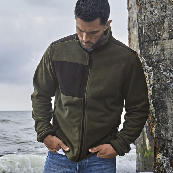 Mountain fleece (9120) Thumbnail