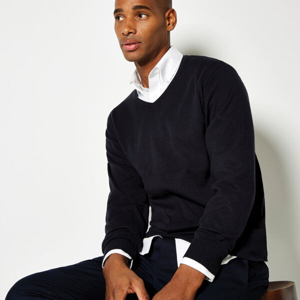 Arundel v-neck sweater long sleeve (classic fit) Thumbnail